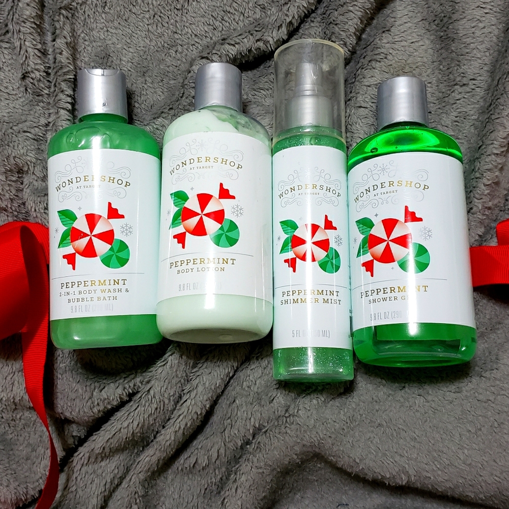 Wondershop Peppermint Set